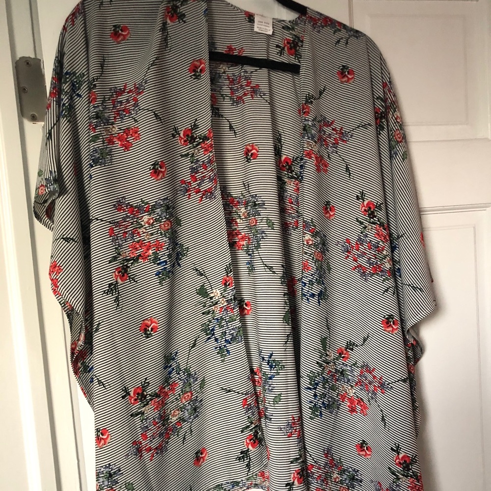 Floral shawl